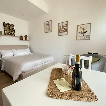 Apartman Eraora Apartrooms - Station *
