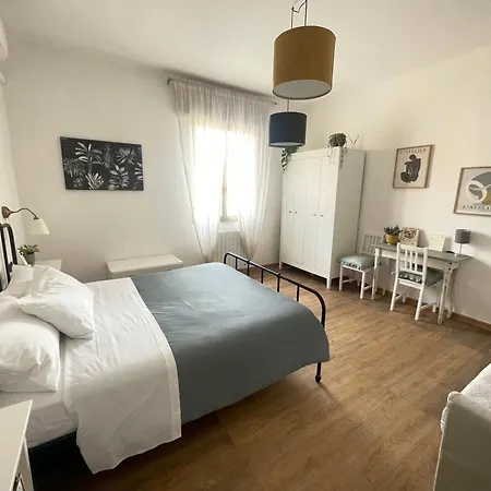Eraora Apartrooms - Station Appartamento